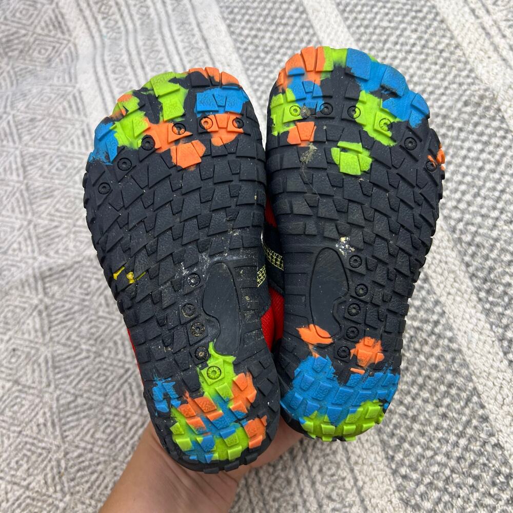 UBFEN Kids Water Shoes, Red Knit, Rubber Sole, Barefoot Aqua Swim Surf - Picture 9 of 10